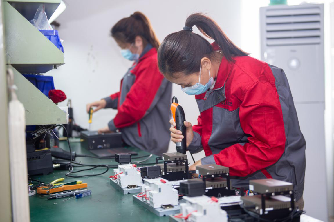 山東富友生產(chǎn)工人，塔機(jī)黑匣子，塔機(jī)可視化